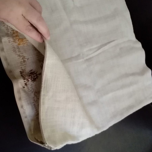 Embroidered pillow new in linen straw 43×43 cm