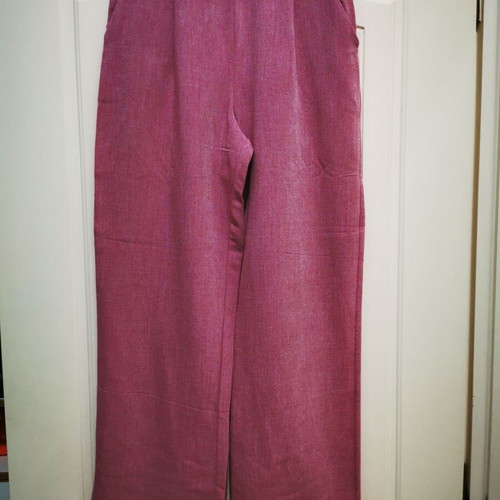 PINK HIGH-WAISTED PANTS