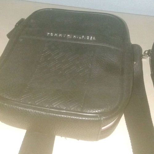 Tommy Hilfiger shoulder bag black like new