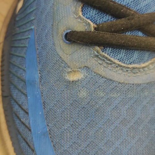 Asics Gel Kinsei 6 men's athletic shoe used, size 47, blue