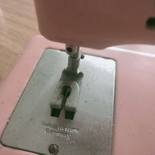 Casige children's sewing machine used, vintage 1950s/60s, pink