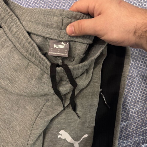 Puma φόρμα σαν καινούργιο, άνετη με πλαϊνές τσέπες
