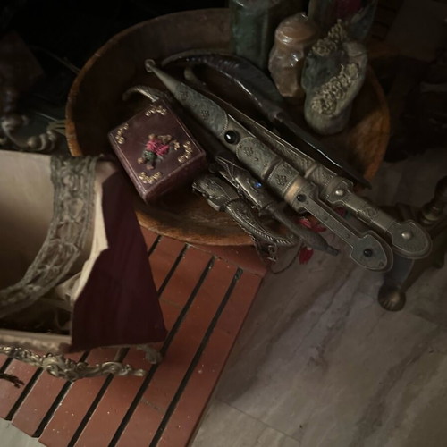 Antiques like new, various items