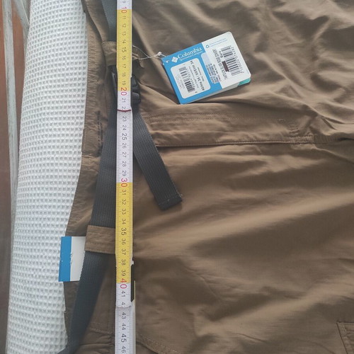 Columbia Silver Convertible Cargo Pants new, size 40 inches, brown
