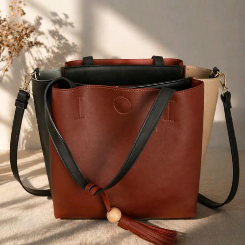 Tote shoulder bag made of genuine leather and suede like new, multicolor
