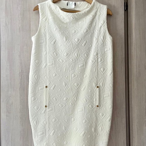 Beyond mini dress size M/L like new, white