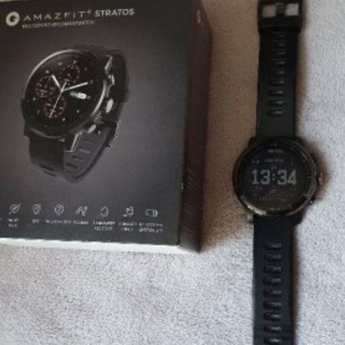 Amazfit Stratos smartwatch used, full set, long battery life