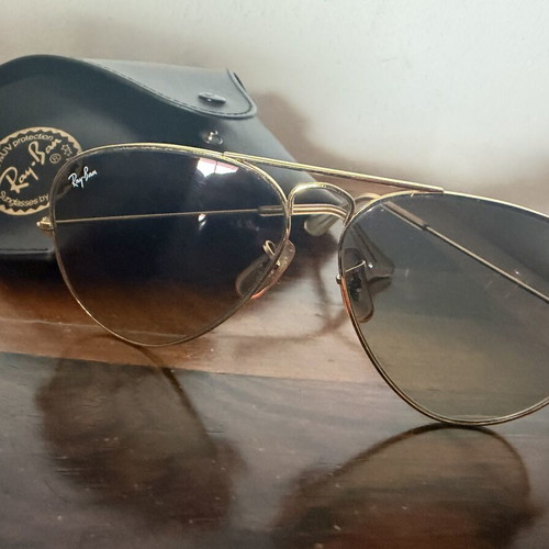 Ray-Ban women's sunglasses like new with gold frame