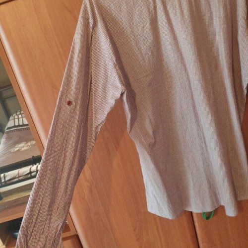 Men's shirt XL white and red like new