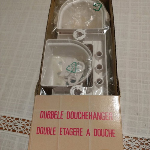 Double shower etagere new in its packaging