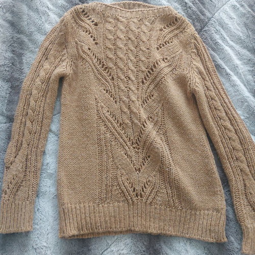 Knitted sweaters like new, set of 2, beige and brown, sizes S and M