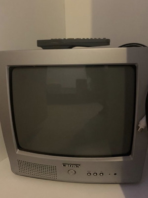 Crown TV old unused fully functional
