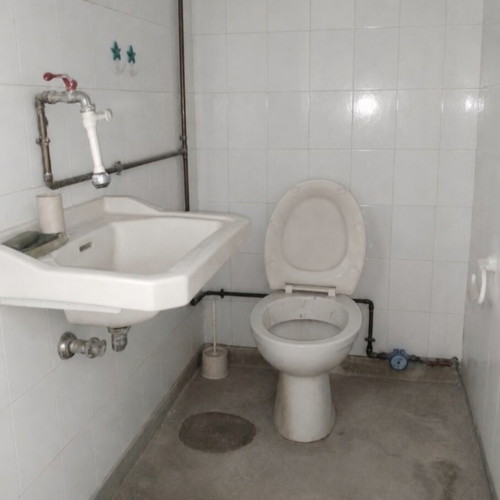 Commercial shop 30 sqm corner at Agios Dimitrios, Attica