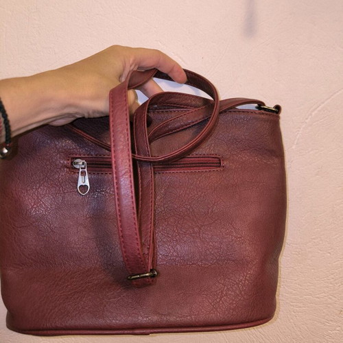 Burgundy shoulder bag new, large capacity