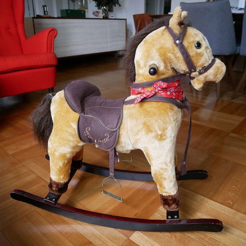 Hoppline rocking horse toy used with sounds and music