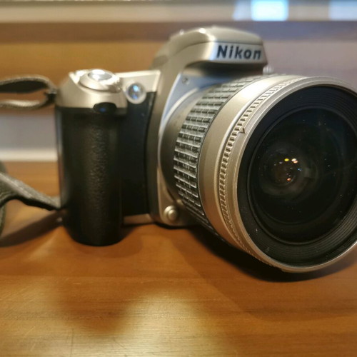 Sony F 75 35mm SLR camera with autofocus like new