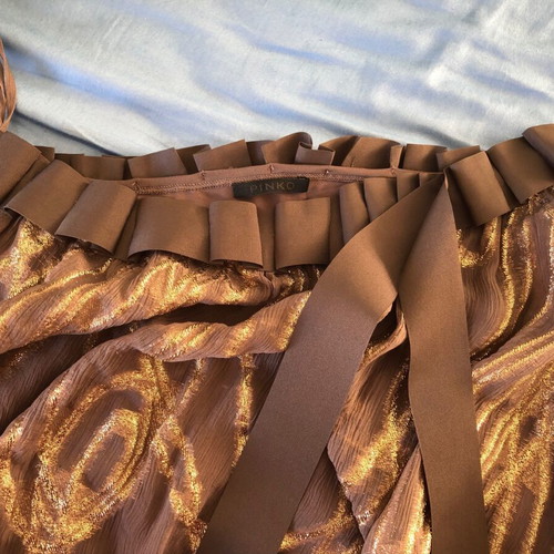Pinko blouse like new, brown with gold, one shoulder, size L