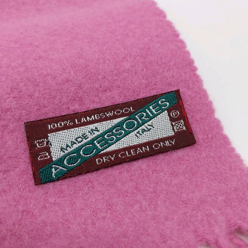 Winter lambswool scarf pink with fringes like new