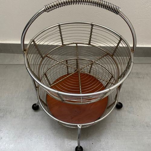 Wooden and metal two levels fruit basket used with handle and legs