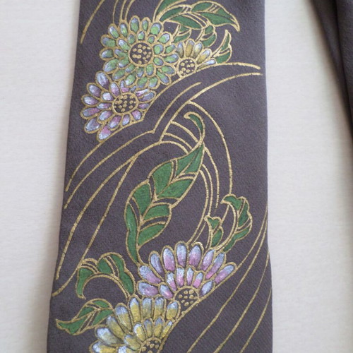 Vintage silk tie with handmade embossed painted designs like new