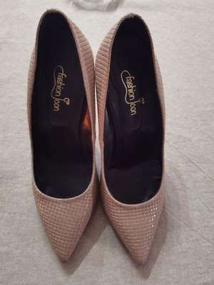 Fashion Icon pink croco pumps used, wide fit, size 38
