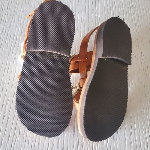 Handmade leather sandals with shells new