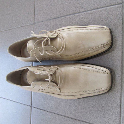 Beige leather soft scarponi shoes new, size 44