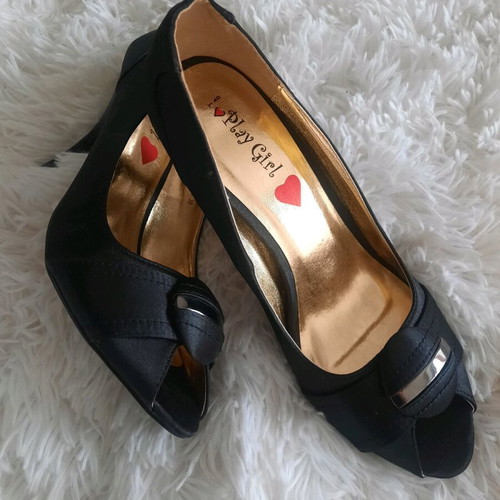 Women's elegant black high-heeled shoes new, size 38
