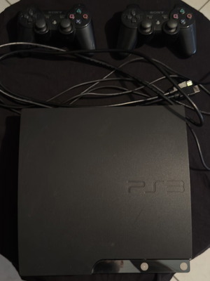 Κονσόλα PlayStation 3 PS3 με δύο τηλεχειριστήρια και καλώδια 500GB καινούργια