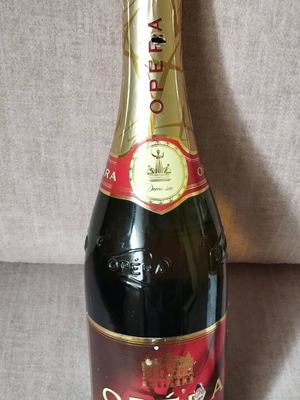 Opera sparkling wine new