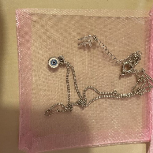 Folli Follie Silver Eye Necklace like new