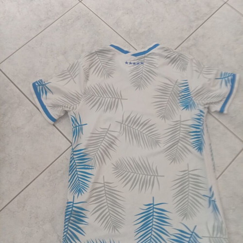 Brazil Limited Edition Jersey Medium like new, authentic