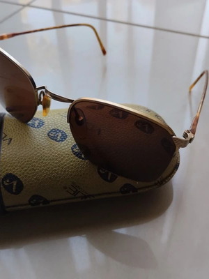 Vogue vintage sunglasses brown with gold frame, like new