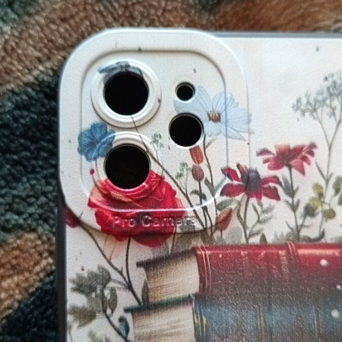 Iphone 11 case used in very good condition
