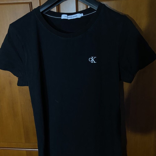 Calvin Klein women's t-shirt like new, size M
