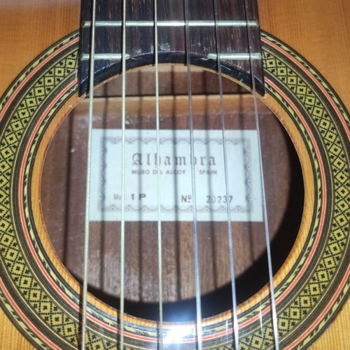 Alhambra 1P Classical Guitar like new, handmade Spanish model