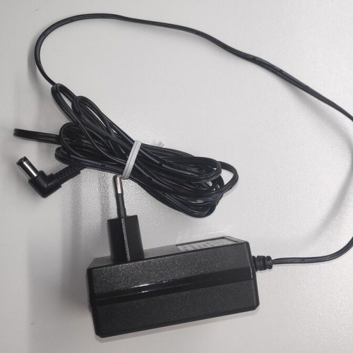 MikroTik RB951Ui-2HnD used SOHO wireless router