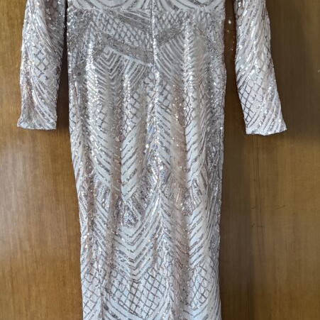 Women's dress with sequins like new, beige and gold, size L