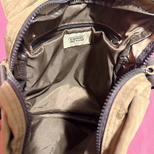 Camel Active Khaki Olive Messenger Bag like new, waterproof fabric