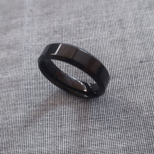 Men's ring wedding band black stainless steel new