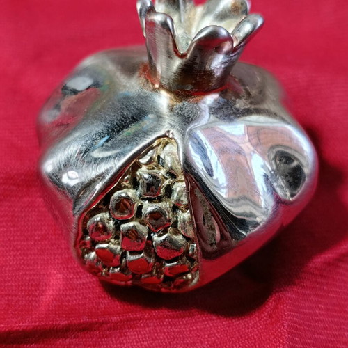 Decorative pomegranate