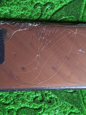 Samsung Galaxy S8+ smartphone for parts or repair