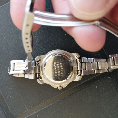 Citron wristwatch women's used, silver