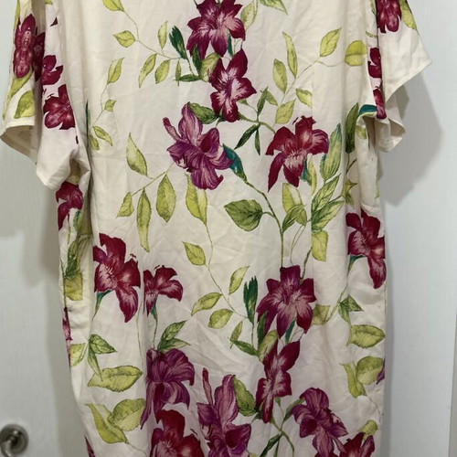 Maxi dress with floral print, ecru and amaranth red