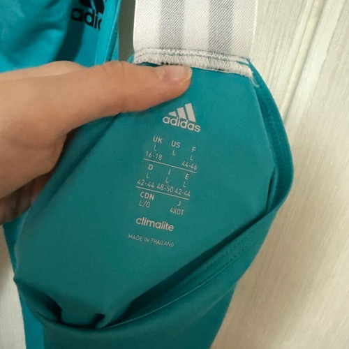 Adidas women's sports top like new, turquoise green, size L