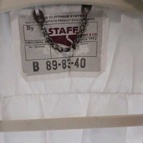 Staff sleeveless vest white like new, size S