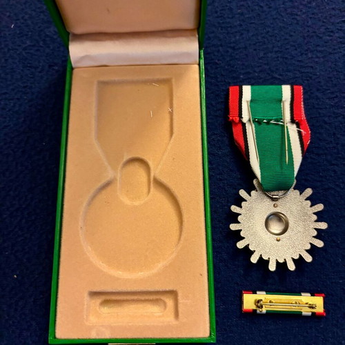 Saudi Arabian Kuwait Liberation Medal like new in original box