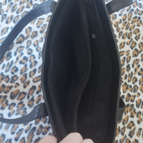 Black shoulder bag made of faux leather, like new