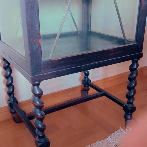 Vintage bar furniture like new, opens from top