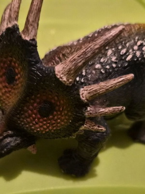 Schleich Styracosaurus dinosaur figure like new